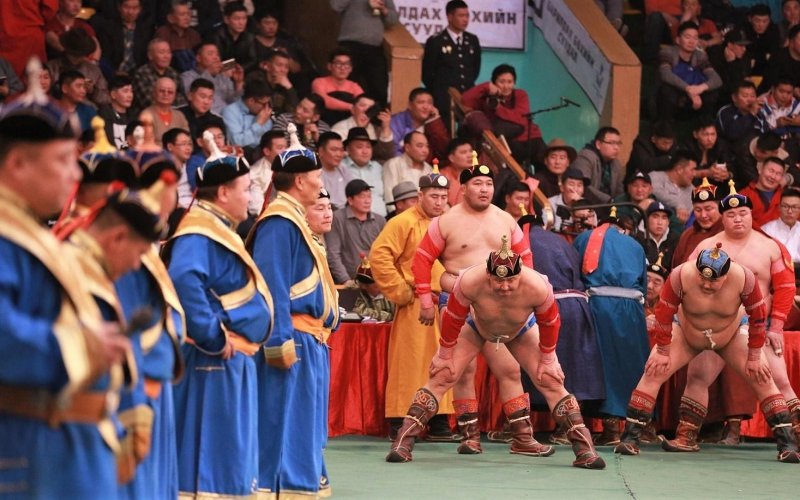 Бөхийн өргөөний бүтэн жилийн эрхтэй суудлын  тасалбарын үнэ 3 сая төгрөг 